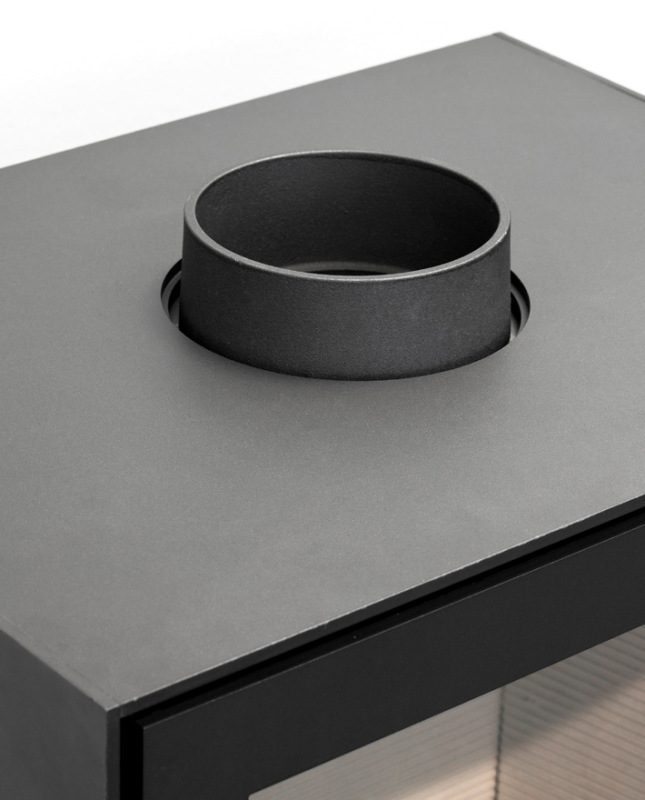 Nestor Martin - TQH 13 s podstavcom na drevo 2