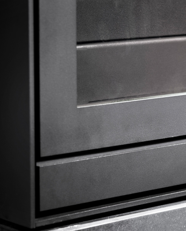 Nestor Martin - TQH 13 s podstavcom na drevo 6